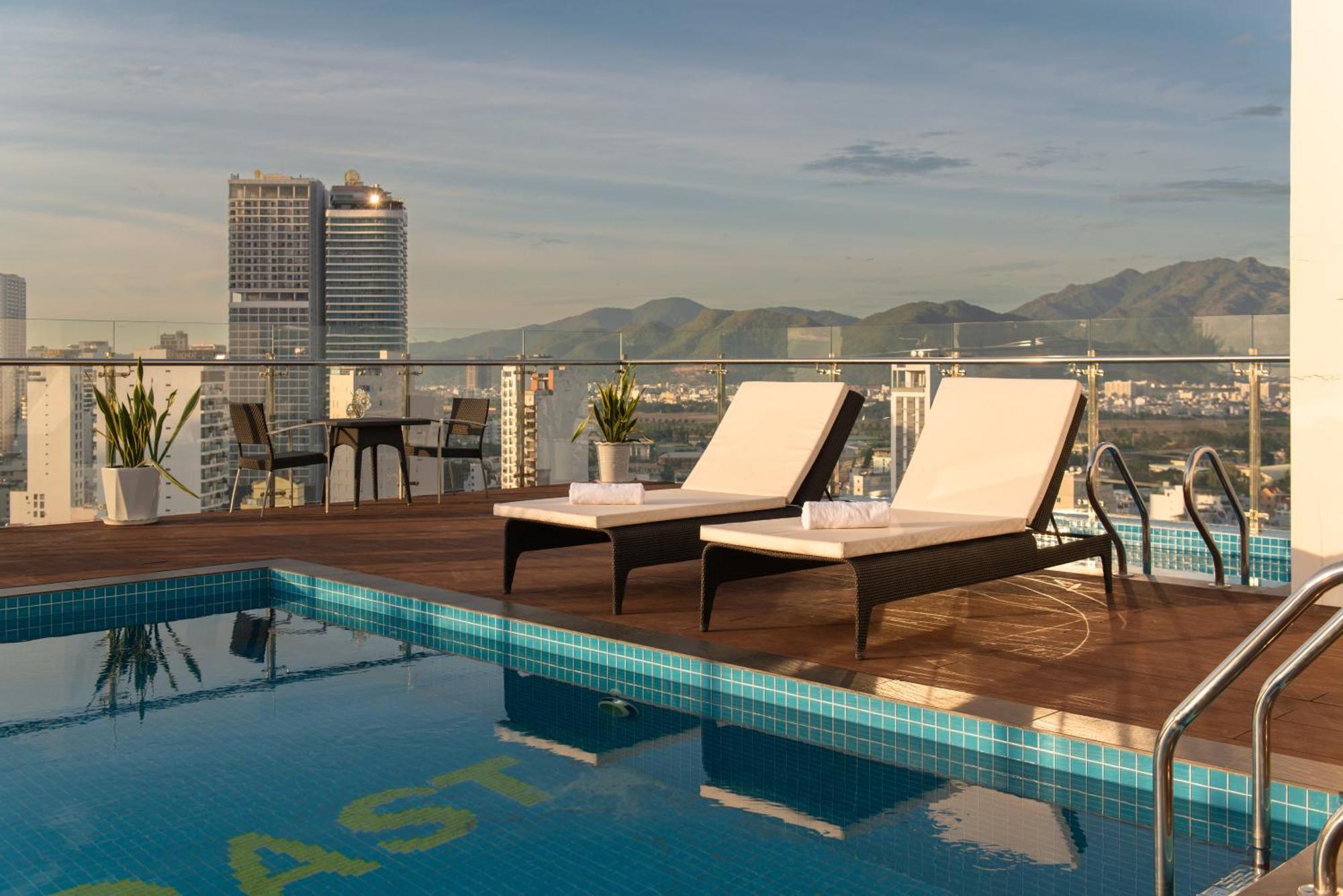 Goldcoast Hotel Nha Trang Exterior foto